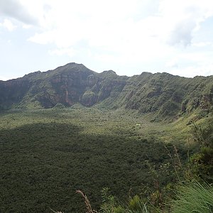 Shamot2014 na vrcholu Mt. Longonot (30.1.2024 14:49)