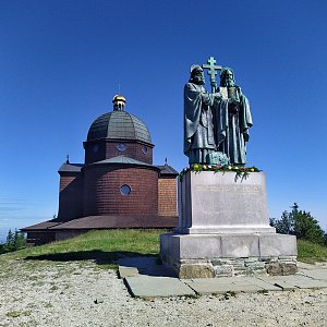 Michal Opršal na vrcholu Radhošť (5.7.2020 12:40)