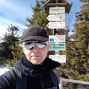 Pavel Skřičík na vrcholu Radhošť (17.3.2019 13:42)