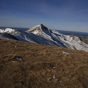 Jan Matiášek na vrcholu Puy de Cacadogne (10.12.2015 12:33)