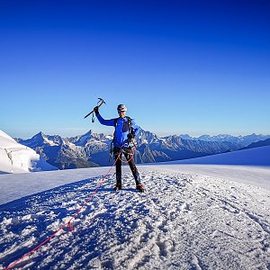 Jiří Králík na vrcholu Felikhorn (20.8.2024 7:38)