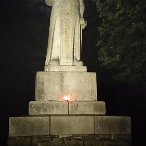 Marcela Zahradilová na vrcholu Radegast (25.6.2023 2:00)