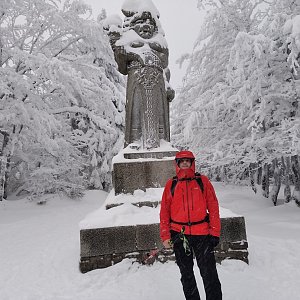 Vítězslav Vrána na vrcholu Radegast (16.1.2021 9:47)