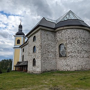 krupjan na vrcholu Kostel Neratov (17.6.2024 17:09)