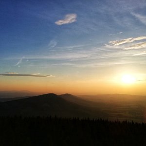 Martin Vlček na vrcholu Velký Javorník (17.4.2019 19:12)