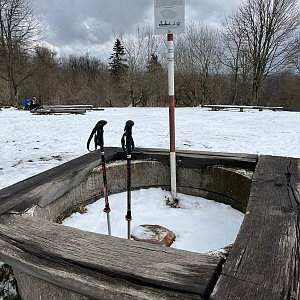 Radka D na vrcholu Velký Lopeník (9.4.2023 12:39)